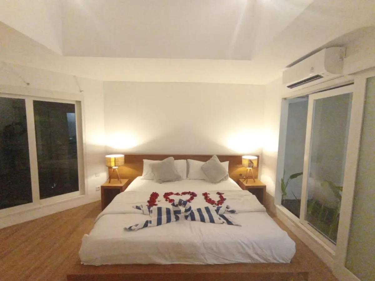 4 Bedroom Family Villa -Danumaya Villa Seminyak Apartment