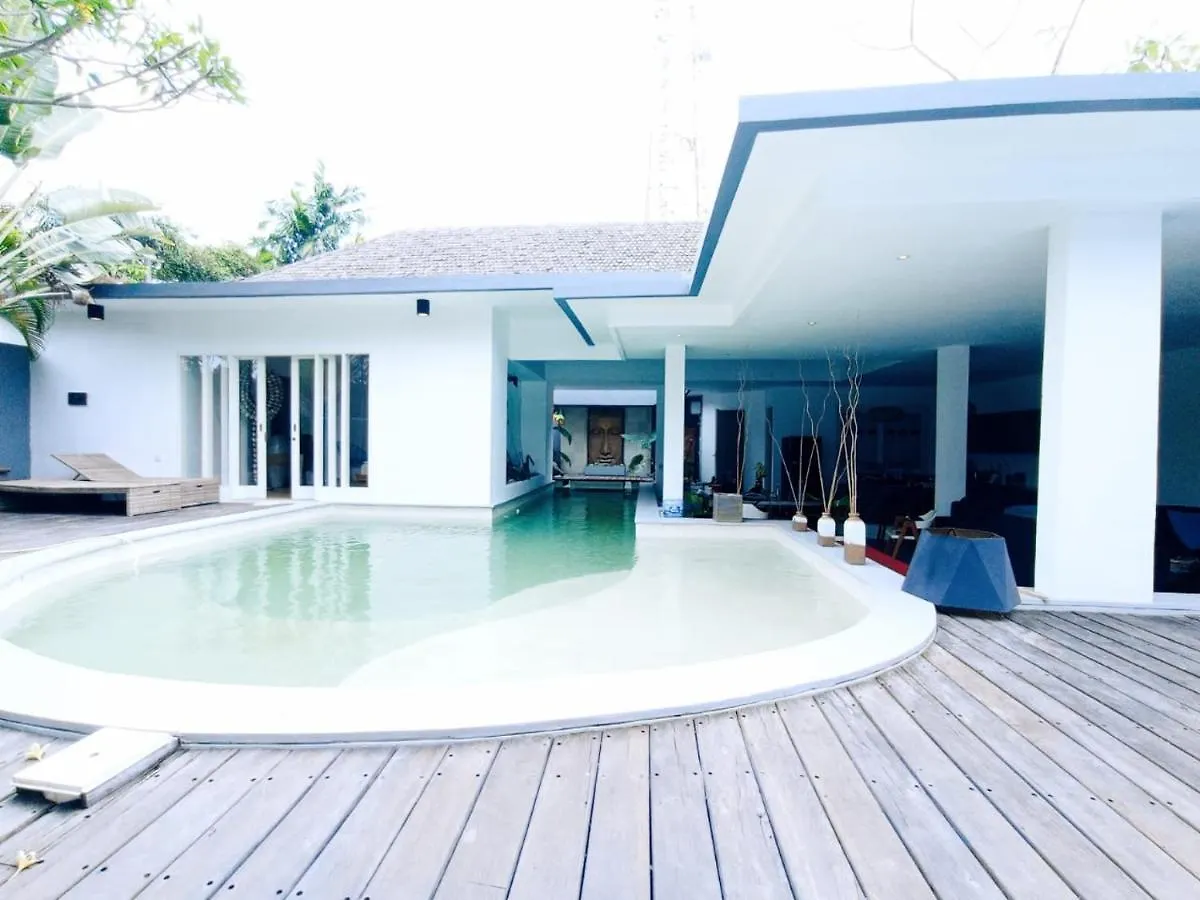 4 Bedroom Family Villa -Danumaya Villa Seminyak