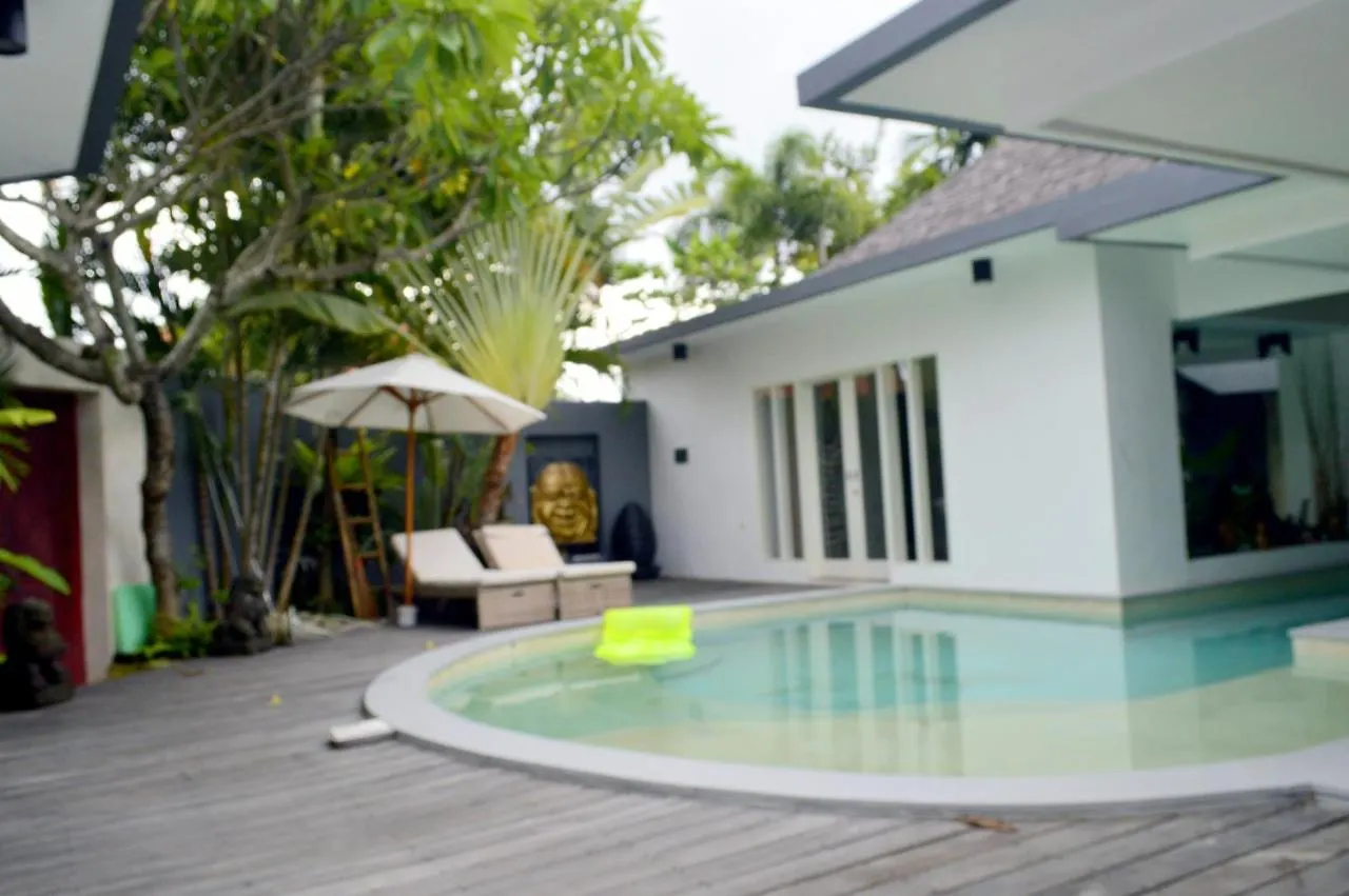 Apartment 4 Bedroom Family Villa -Danumaya Villa Seminyak Indonesia