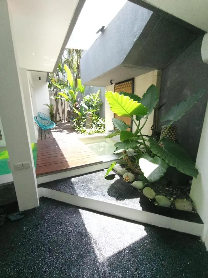 4 Bedroom Family Villa -Danumaya Villa Seminyak 0*, Seminyak (Bali) Indonesia