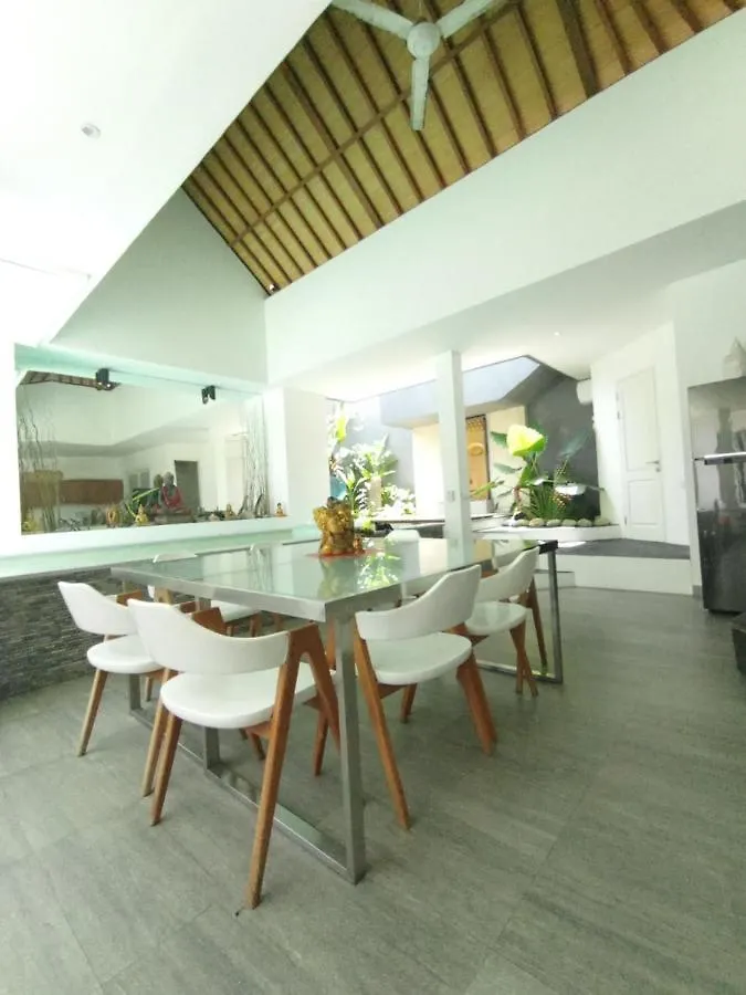 4 Bedroom Family Villa -Danumaya Villa Seminyak Indonesia
